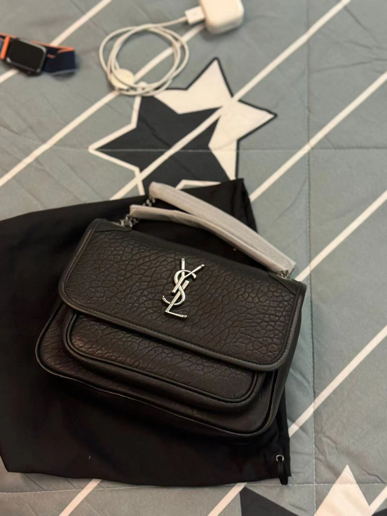 YSL Bag made of Lambskin in Black