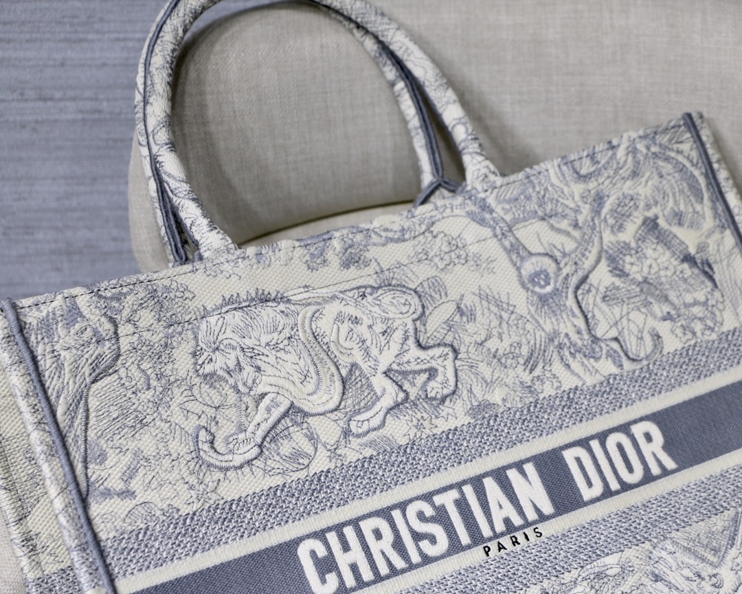 Dior Book Tote Canvas in toile de Jouy