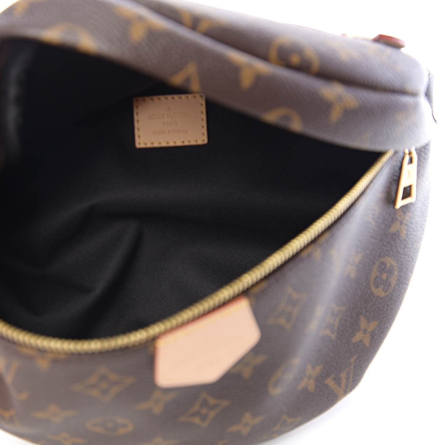 LOUIS VUITTON BUMBAG BELT BAG M43644 (37X14X13cm)